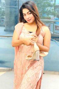 বোনের গুদ চুদলো ভাই